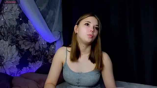 jenny7474 online show from July 11, 2026, 3:51 am