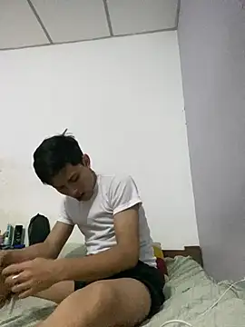 Antoni150906 online show from June 17, 2026, 6:24 am