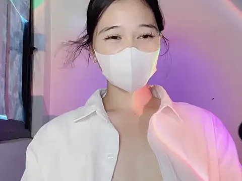 Snapshot of miumiubeauty chatting on July 7, 2026, 9:02 am miumiubeauty online show from July 7, 2026, 9:02 am