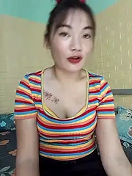 Snapshot of Voiva11 chatting on July 23, 2026, 1:58 am Voiva11 online show from July 23, 2026, 1:58 am