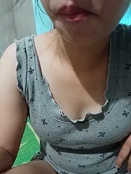 Cuy sexy online show from June 13, 2026, 2:53 am
