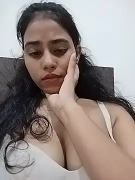 Snapshot of Nikitahot83 chatting on June 19, 2026, 6:03 pm Nikitahot83 online show from June 19, 2026, 6:03 pm
