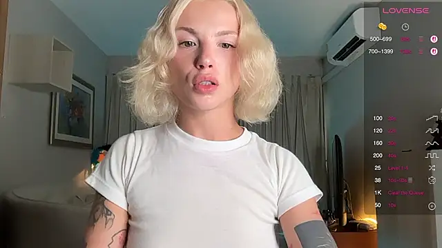 Snapshot of polino4ka6999 chatting on June 10, 2026, 11:06 pm polino4ka6999 online show from June 10, 2026, 11:06 pm