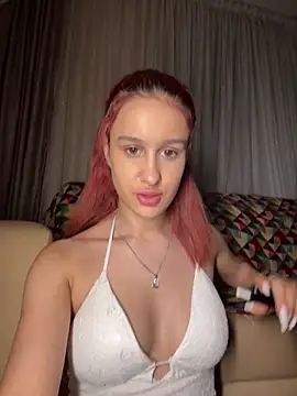 IsabellDenver online show from June 15, 2026, 9:25 pm