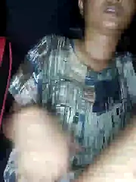 Snapshot of Rayya_4yy chatting on June 14, 2026, 9:43 am Rayya 4yy online show from June 14, 2026, 9:43 am