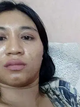 Snapshot of Rayya_4yy chatting on July 31, 2026, 3:42 pm Rayya 4yy online show from July 31, 2026, 3:42 pm