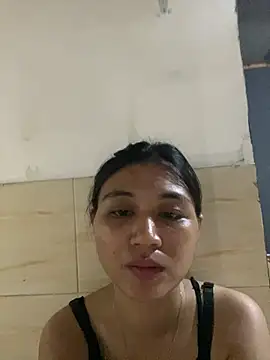 Snapshot of Rayya_4yy chatting on July 19, 2026, 8:34 am Rayya 4yy online show from July 19, 2026, 8:34 am