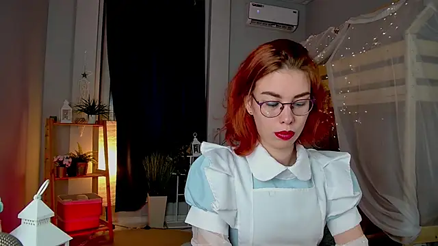 Snapshot of SeraphineDuskryn chatting on August 1, 2026, 5:22 pm SeraphineDuskryn online show from August 1, 2026, 5:22 pm