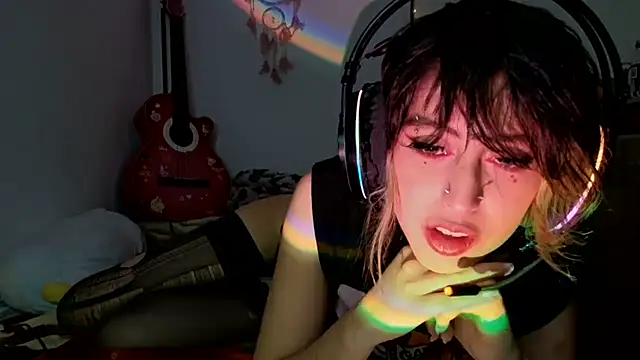 Snapshot of kittenpasive30 chatting on July 21, 2026, 2:47 am kittenpasive30 online show from July 21, 2026, 2:47 am