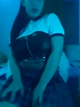 Snapshot of Atractivvecat chatting on June 12, 2026, 7:50 am Atractivvecat online show from June 12, 2026, 7:50 am