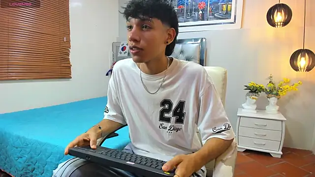 Jake Falcon online show from July 3, 2026, 11:28 am