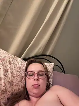 Christww13 online show from July 5, 2026, 5:36 am