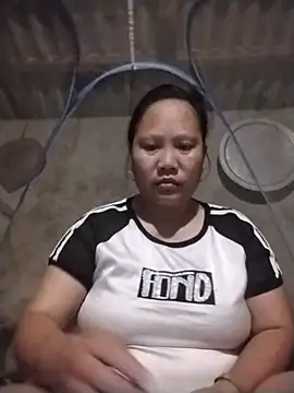 Snapshot of Chily-yy chatting on July 9, 2026, 10:31 pm Chily-yy online show from July 9, 2026, 10:31 pm