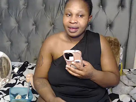 Loyal Alisha online show from July 12, 2026, 3:35 pm