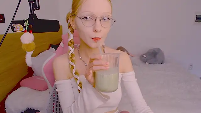 blush online show from July 5, 2026, 8:43 am