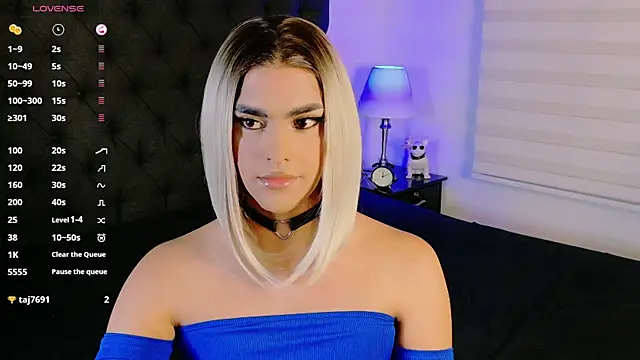 Scarlethvhonparker online show from April 24, 2026, 3:30 am