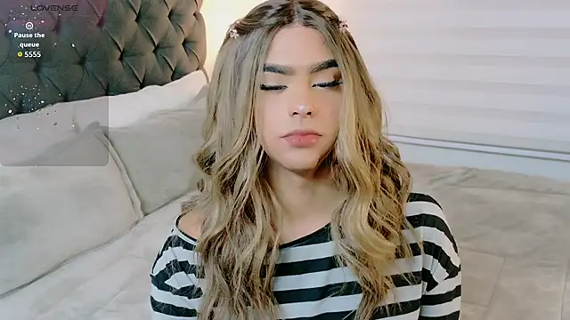 Scarlethvhonparker online show from November 15, 2025, 2:26 am