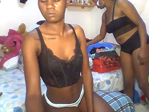 Ladysweetness23 online show from June 30, 2026, 4:12 am