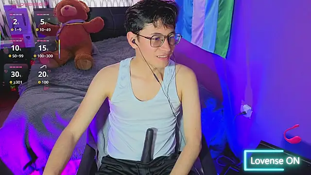 Snapshot of Angelito_Twink chatting on July 13, 2026, 6:29 pm Angelito Twink online show from July 13, 2026, 6:29 pm