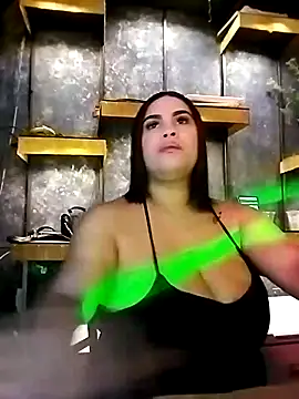 Snapshot of Camila_hott_11 chatting on July 28, 2026, 11:26 pm Camila hott 11 online show from July 28, 2026, 11:26 pm