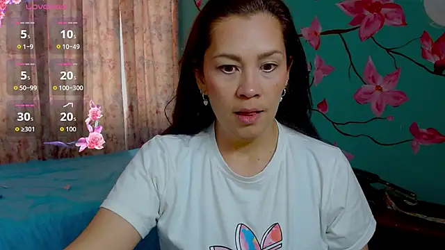 Snapshot of solhime chatting on July 4, 2026, 1:15 pm solhime online show from July 4, 2026, 1:15 pm