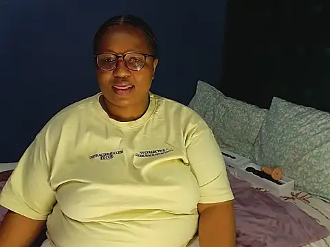 Snapshot of MISS_BLACKBERY chatting on July 20, 2026, 12:18 am MISS BLACKBERY online show from July 20, 2026, 12:18 am