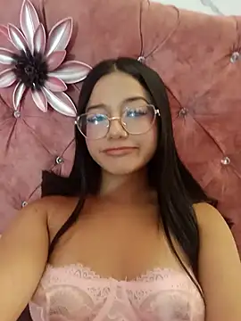 Alanna moore online show from June 25, 2026, 5:12 am