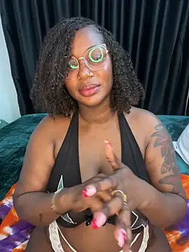 Honeylust26 online show from June 16, 2026, 6:19 pm