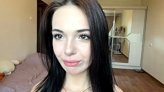Snapshot of LivianDivorce chatting on June 23, 2026, 4:21 am LivianDivorce online show from June 23, 2026, 4:21 am
