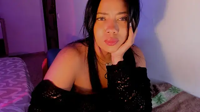 Snapshot of NicolePasqualott chatting on June 19, 2026, 7:41 pm NicolePasqualott online show from June 19, 2026, 7:41 pm