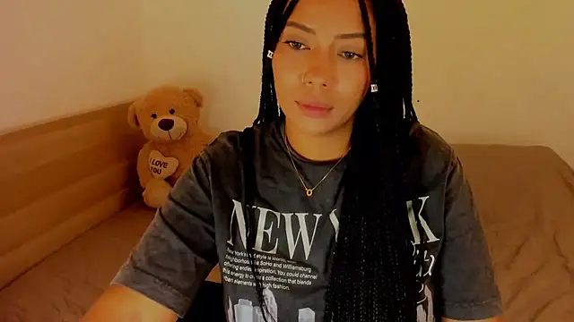 NicolePasqualott online show from November 3, 2025, 8:45 pm