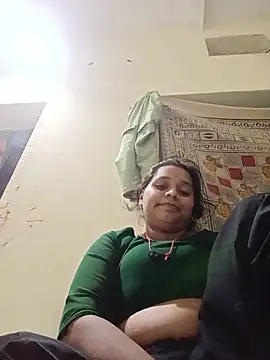 Snapshot of Radhika_hot55 chatting on July 6, 2026, 5:15 pm Radhika hot55 online show from July 6, 2026, 5:15 pm