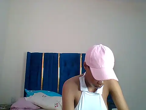 Snapshot of jay-ezike chatting on July 15, 2026, 6:53 am jay-ezike online show from July 15, 2026, 6:53 am
