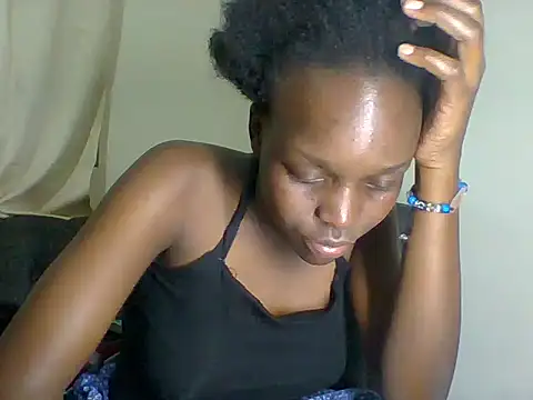 Snapshot of Sexylov25 chatting on August 3, 2026, 6:25 pm Sexylov25 online show from August 3, 2026, 6:25 pm