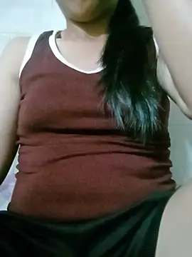 Snapshot of Helen-nn chatting on June 15, 2026, 6:18 pm Helen-nn online show from June 15, 2026, 6:18 pm