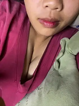 Snapshot of -Mymy_ chatting on June 29, 2026, 2:28 pm -Mymy online show from June 29, 2026, 2:28 pm