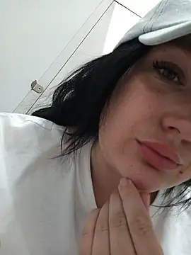 LoveVixen LoveWolf online show from July 18, 2026, 12:25 pm