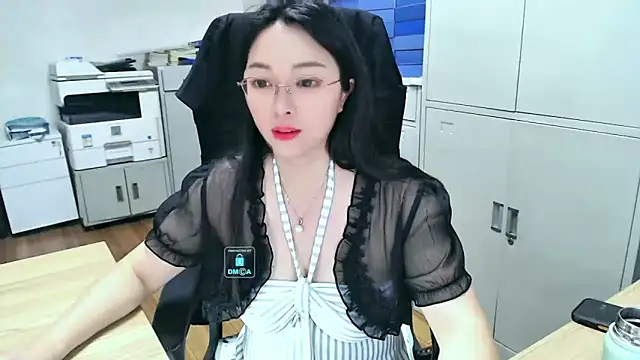 baijie0616 online show from June 20, 2026, 8:19 am