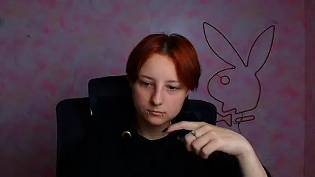 Dilara Kiss  online show from June 18, 2026, 5:17 am