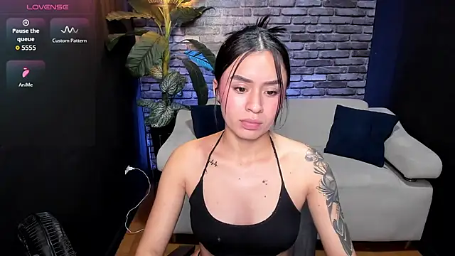candy spicy1 online show from June 18, 2026, 3:50 pm