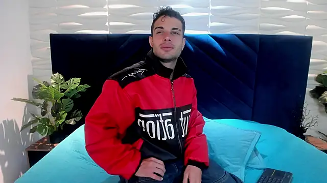 Snapshot of jean_pier_latin chatting on June 18, 2026, 1:05 pm jean pier latin online show from June 18, 2026, 1:05 pm