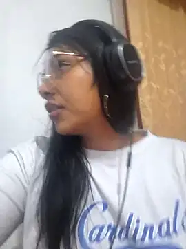 sophiagomezx online show from July 15, 2026, 3:02 am