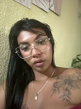sophiagomezx online show from June 28, 2026, 2:40 am