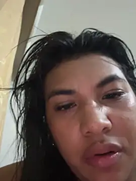 sophiagomezx online show from June 24, 2026, 6:01 am