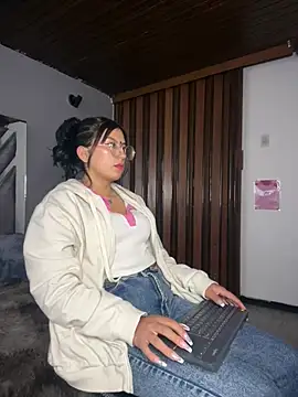 Snapshot of GabyLopez_Pink chatting on June 26, 2026, 3:34 am GabyLopez Pink online show from June 26, 2026, 3:34 am