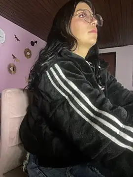 Snapshot of GabyLopez_Pink chatting on July 10, 2026, 3:17 am GabyLopez Pink online show from July 10, 2026, 3:17 am