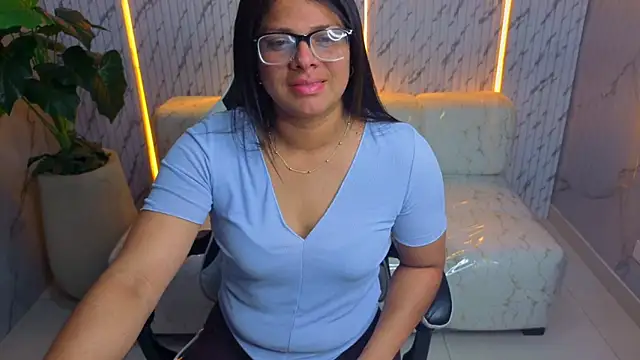 sarah bay tx online show from June 17, 2026, 7:46 pm