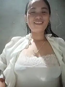 chychy113 online show from August 4, 2026, 3:05 pm