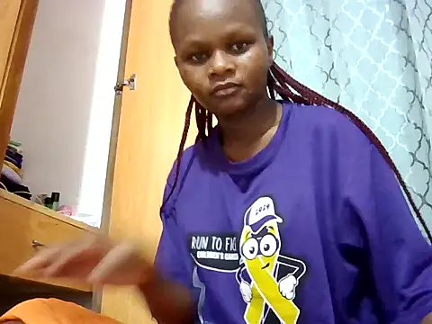 Snapshot of Beauty-Doll2 chatting on July 17, 2026, 3:53 pm Beauty-Doll2 online show from July 17, 2026, 3:53 pm