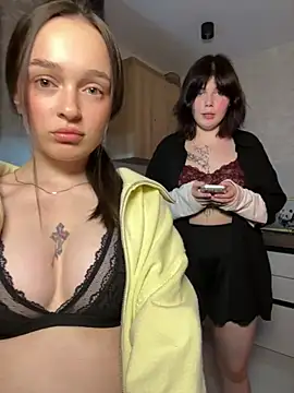 Snapshot of Sofa_Nyx_ chatting on July 15, 2026, 10:28 pm Sofa Nyx online show from July 15, 2026, 10:28 pm